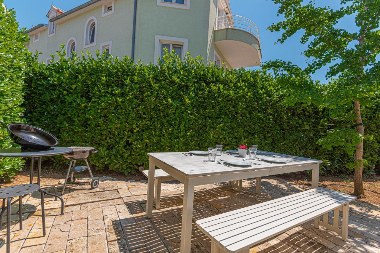 Apartments Villa Tribunj Tribalj المظهر الخارجي الصورة
