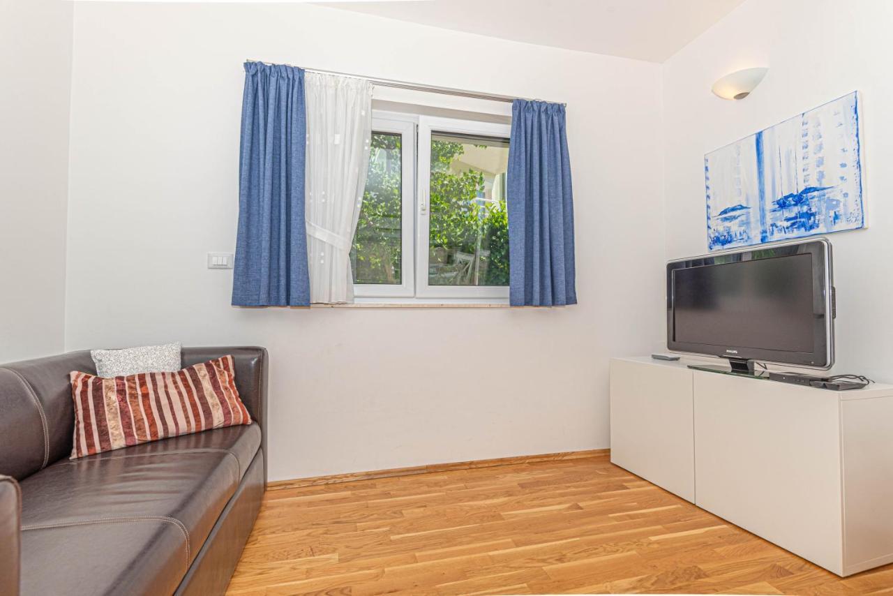 Apartments Villa Tribunj Tribalj المظهر الخارجي الصورة