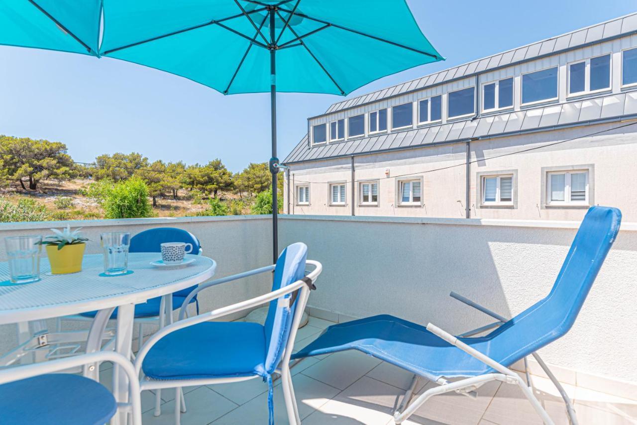 Apartments Villa Tribunj Tribalj المظهر الخارجي الصورة