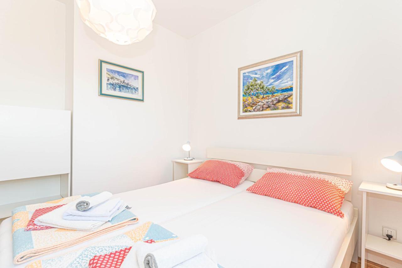 Apartments Villa Tribunj Tribalj المظهر الخارجي الصورة