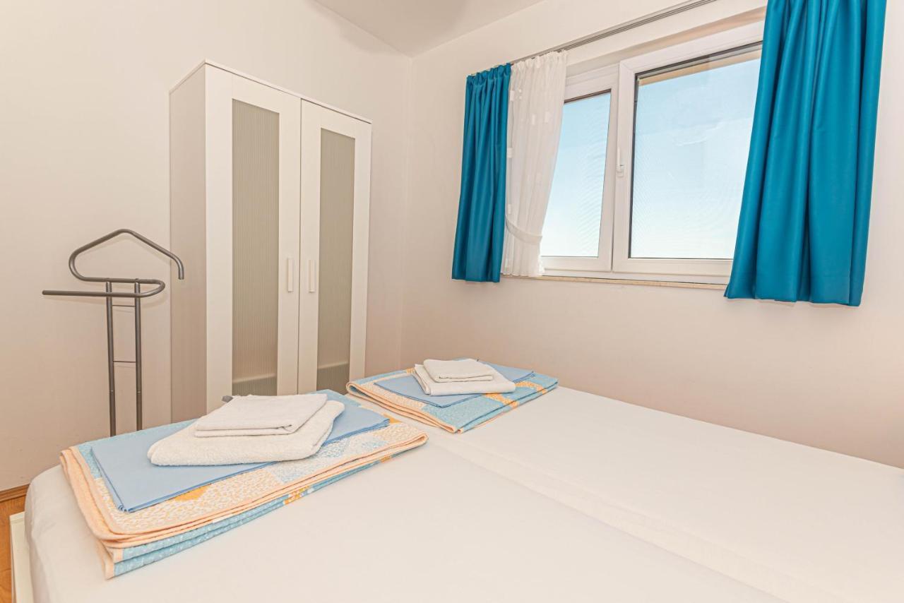 Apartments Villa Tribunj Tribalj المظهر الخارجي الصورة