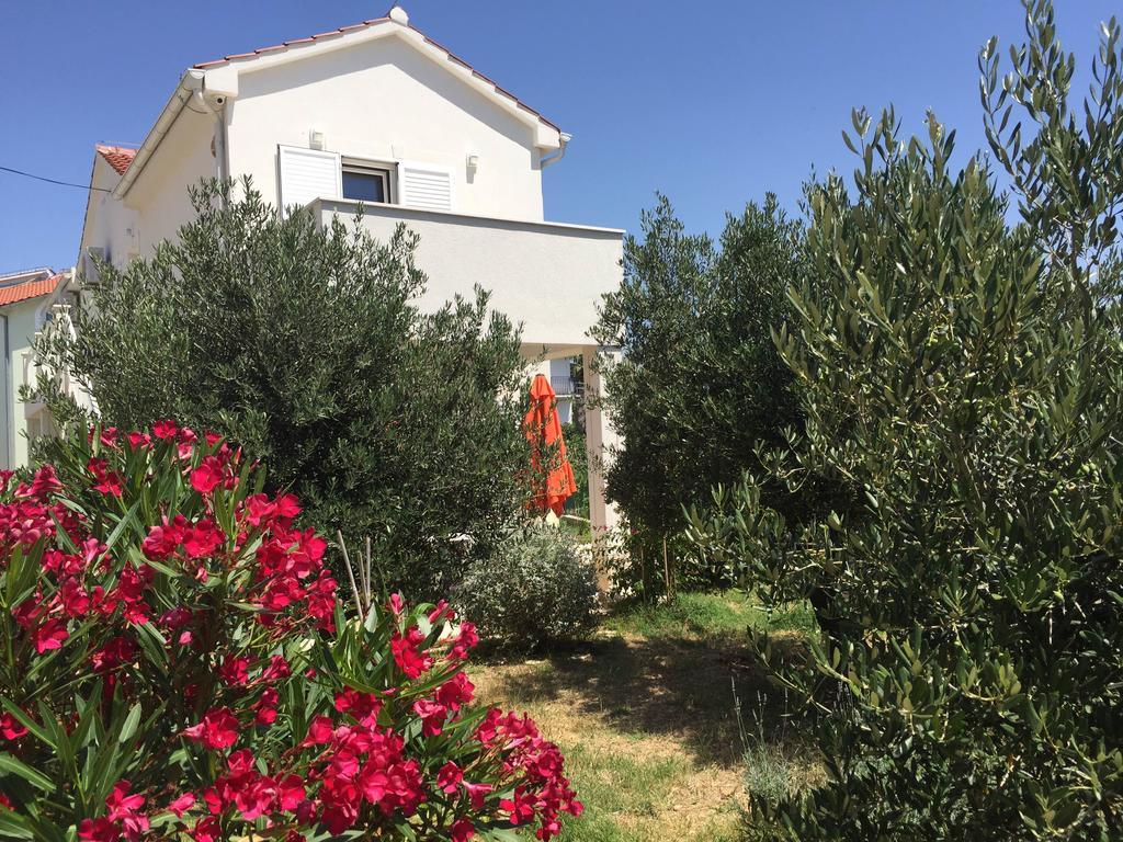Apartments Villa Tribunj Tribalj المظهر الخارجي الصورة
