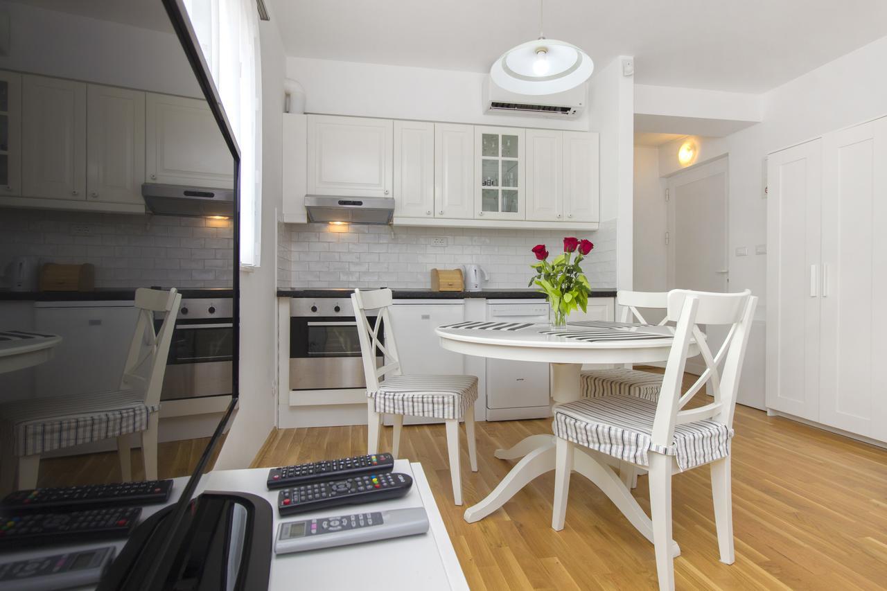 Apartments Villa Tribunj Tribalj المظهر الخارجي الصورة