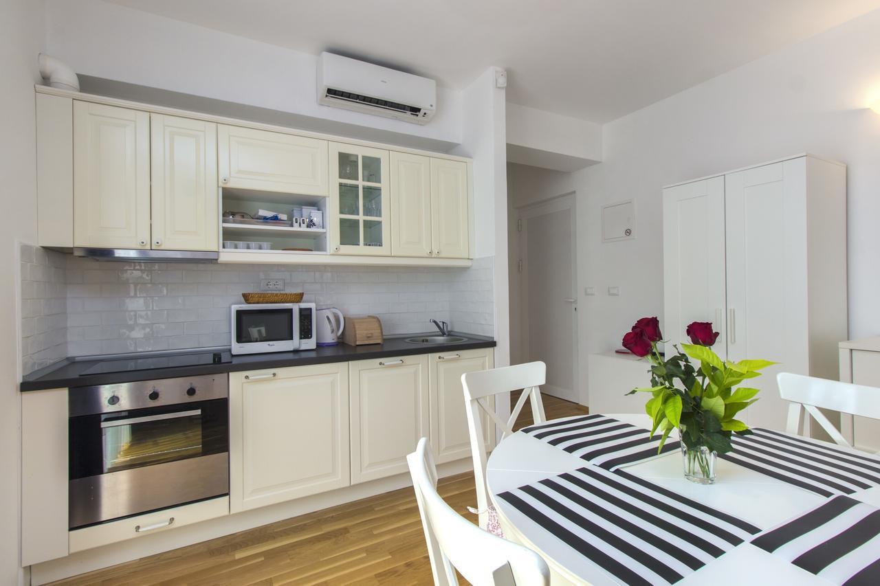 Apartments Villa Tribunj Tribalj المظهر الخارجي الصورة