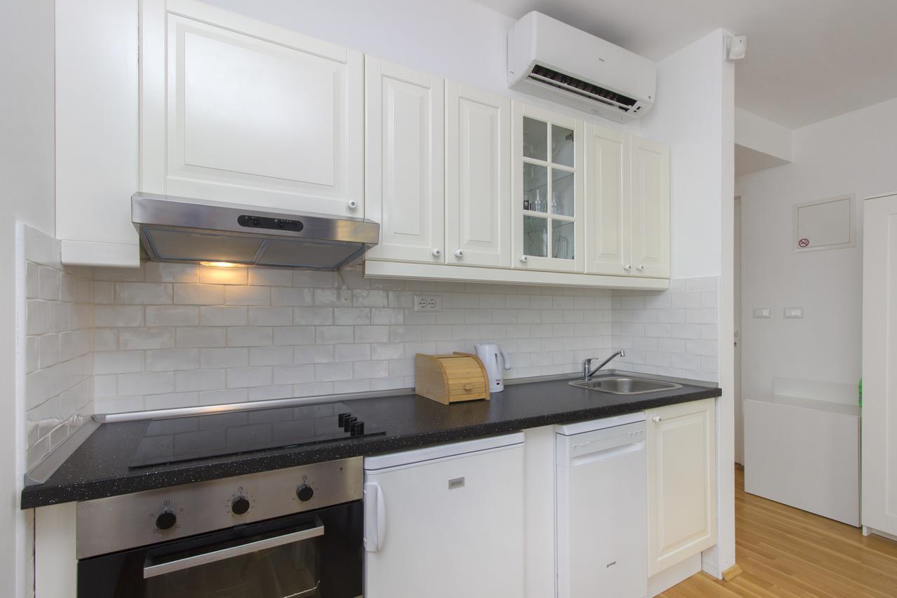 Apartments Villa Tribunj Tribalj المظهر الخارجي الصورة